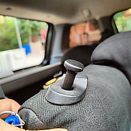 Peugeot 206 Arka koltuk Yatırma Düğmesi